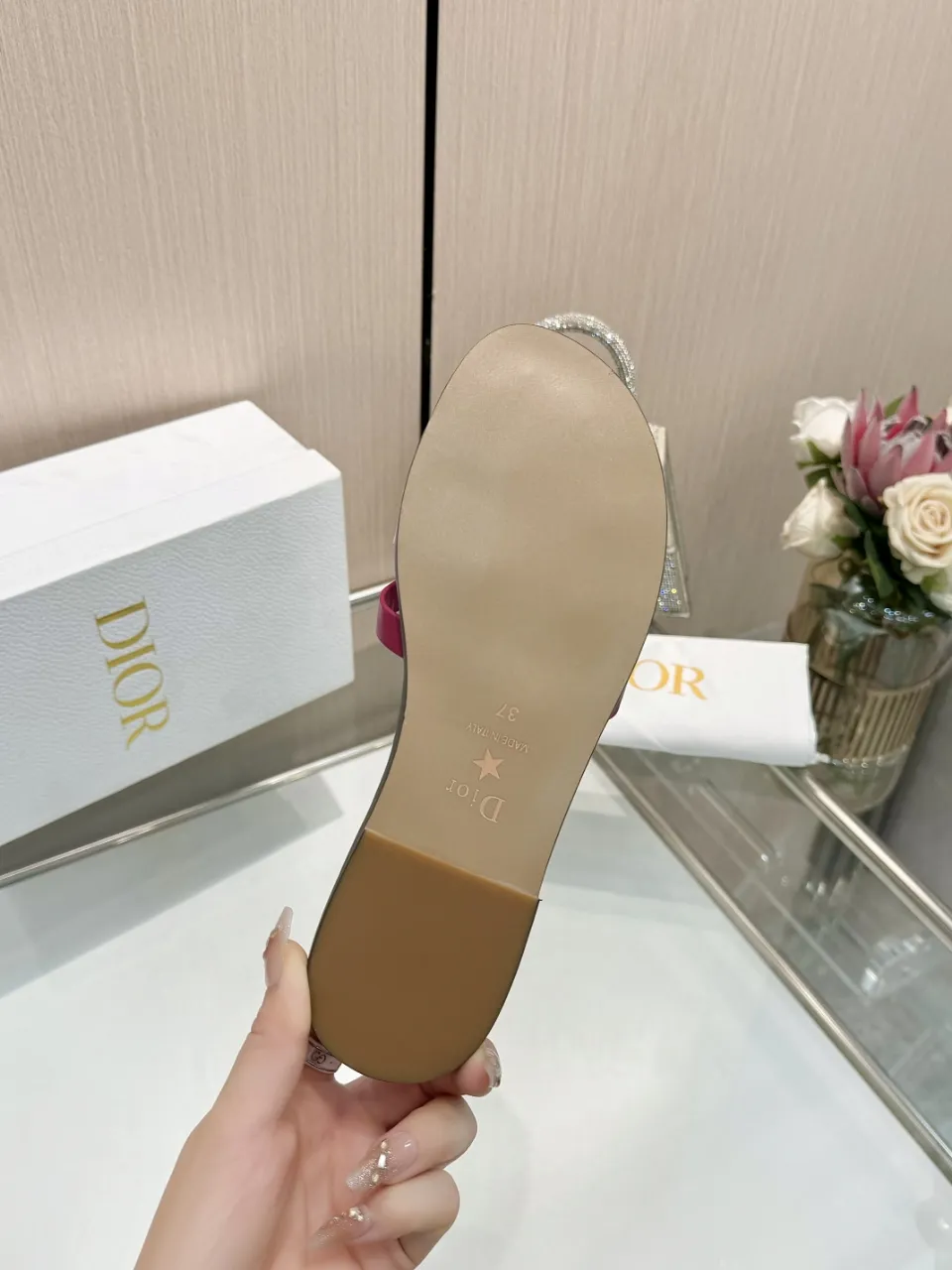 👟👟Ex-factory price 340👟👟 Dior new model, 9 colors available, cowhide fabric, code number 35-42, leather sole +40